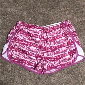 Size large under armor short